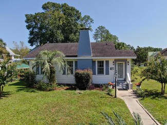 13 Clay St, Defuniak Springs, FL 32435