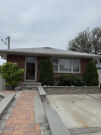 1803 Front St, East Meadow, NY 11554