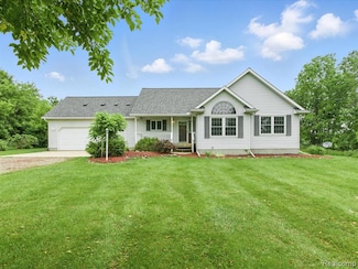 4979 N Branch Rd, North Branch, MI 48461