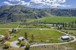 2081 Washington 153, Carlton, WA 98814