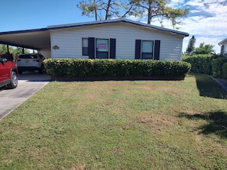 19212 Cedar Crest Ct, North Fort Myers, FL 33903