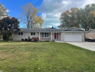 38530 Long St, Harrison Township, MI 48045