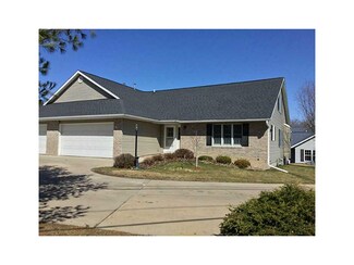 507 Washington Ct SW Unit A, Mount Vernon, IA 52314