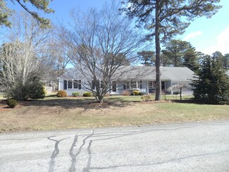 38 Greenland Cir, Dennis, MA 02641
