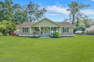 25 Seabrook Point Dr, Seabrook, SC 29940