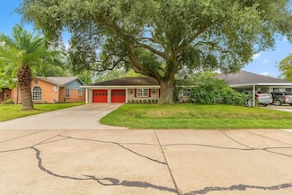 2709 Wisdom Dr, Deer Park, TX 77536