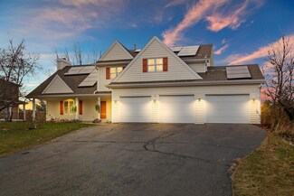 3801 W Meadow Ln, Wonder Lake, IL 60097