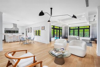 4363 Nautilus Dr, Miami Beach, FL 33140