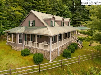 2084 Mast Gap Rd, Sugar Grove, NC 28679