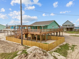 1103 White Cap Dr, Freeport, TX 77541
