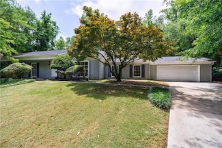 135 Pheasant Dr SE, Marietta, GA 30067