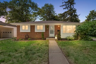 1049 Hasper Dr, Ann Arbor, MI 48103