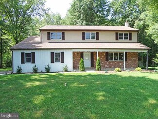 168 Summit Dr, Colmar, PA 18915