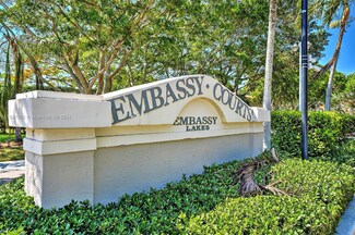 11048 Mainsail Dr, Hollywood, FL 33026