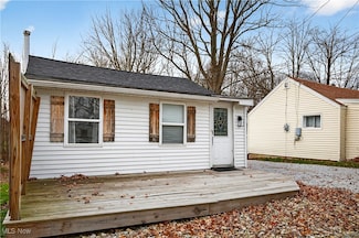 4849 Presidential Dr, Geneva, OH 44041