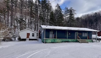 4900 Lick Creek Rd, Salyersville, KY 7