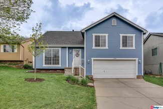 7355 Weber St, Omaha, NE 68122