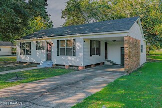 619 S Henry St, Church Point, LA 70525