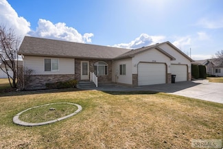 3726 Briar Creek Ln, Ammon, ID 83406