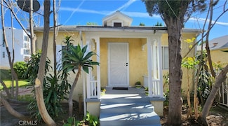 5622 Elmer Ave, Los Angeles, CA 91601