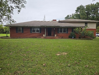 558 E Windsor Rd, Memphis, TN 38109