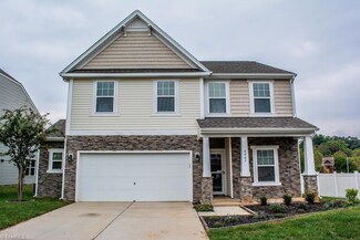 4461 Wedge Dr, Pfafftown, NC 27040
