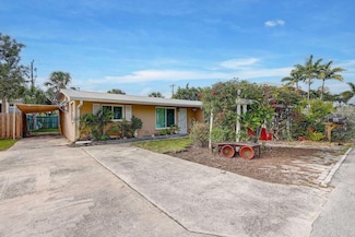 44 SE Sailfish Ln, Stuart, FL 34996