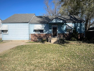 308 Pembroke Ln, Ellinwood, KS 67526
