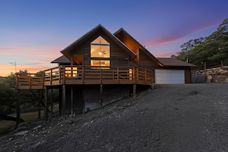 42 Campo Rd, Tijeras, NM 87059