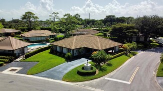 550 Woodland Cir, Lake Worth, FL 33462