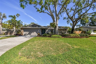 143 58th Ave S, Saint Petersburg, FL 33705
