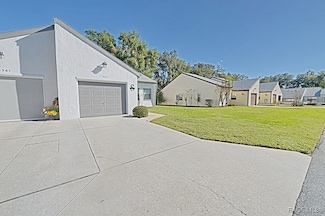 3371 S Belgrave Dr, Inverness, FL 34452