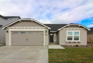 3728 Barbera St, Richland, WA 99352