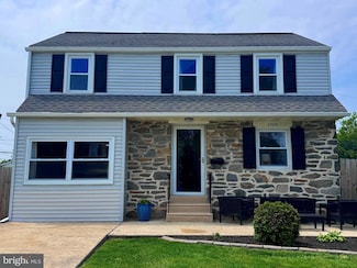 2209 Clayton Rd, Morton, PA 19070