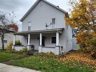 131 N Main St, Tuscarawas, OH 44682