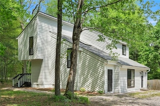 1201 Stone River Rd, North Chesterfield, VA 23235
