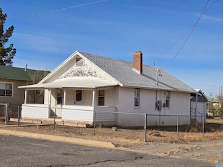 409 High St, Lordsburg, NM 88045