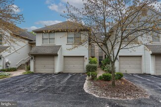 189 Crescent Dr, Hershey, PA 17033