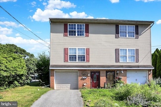 58 W Howard St, Red Lion, PA 17356