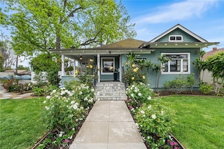 952 E Palmyra Ave, Orange, CA 92866