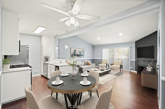 5500 Lindley Ave Unit 209, Encino, CA 91316