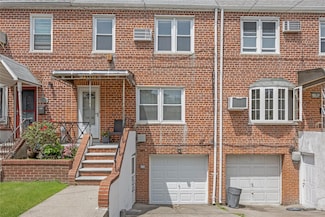 16511 Jewel Ave, Fresh Meadows, NY 11365