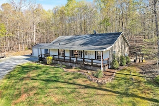 3136 White House Rd, Moneta, VA 24121
