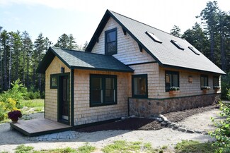 67 Coggins Farm Ln, Surry, ME 04684