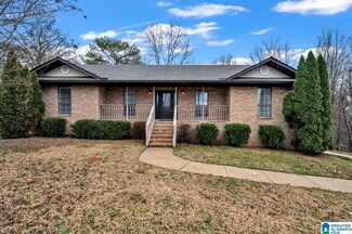 539 Fultonbrook Dr, Fultondale, AL 35068