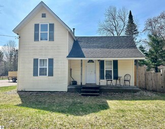 210 State St, Bellaire, MI 49615