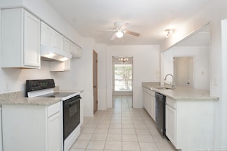 122 E Silver Sands Dr, San Antonio, TX 78216