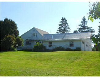 43 Route 41, Winthrop, ME 04364