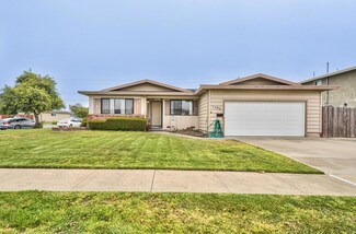 1492 Adams St, Salinas, CA 93906