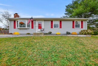 26 Village Dr, North Dartmouth, MA 02747